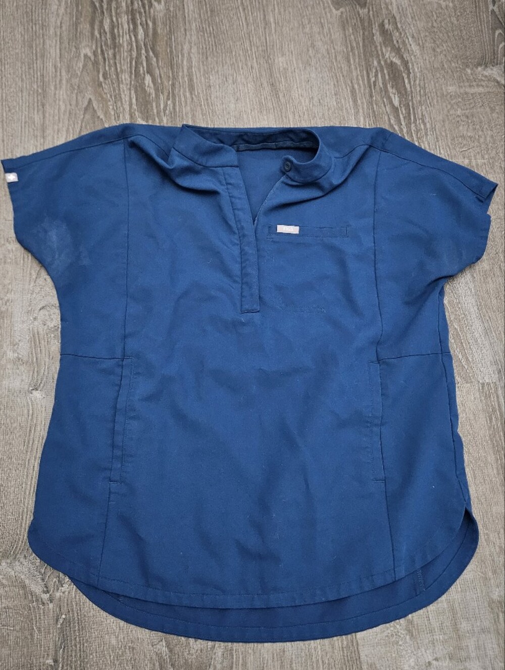 Figs Deep Reef Rafaela Oversized Scrub Top Size XS Discontinued Color